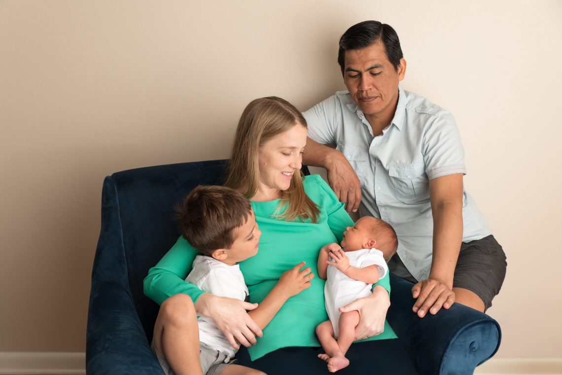 Family photos with newborn baby